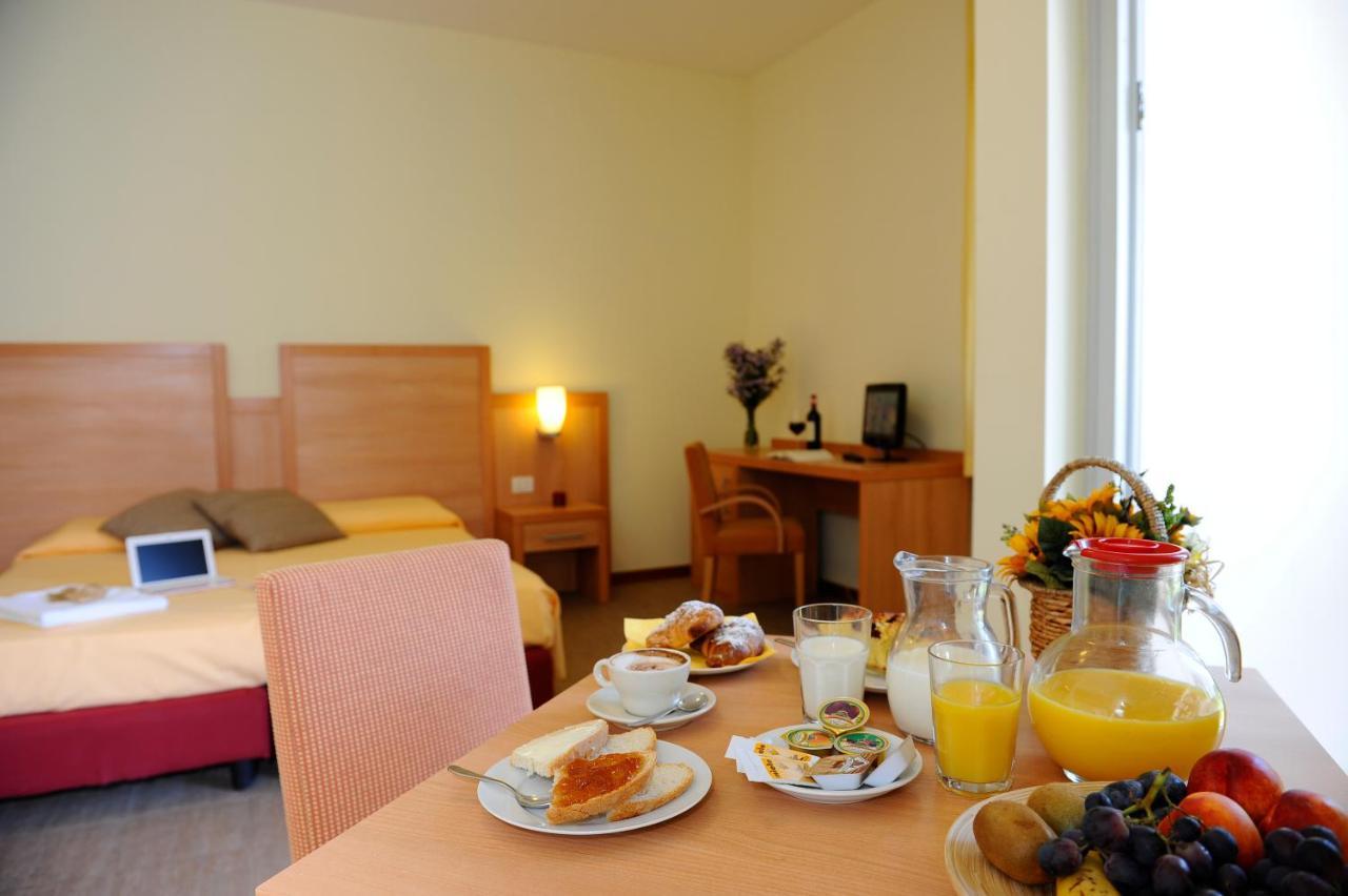 Hotel Foresteria โวลแตร์รา ภายนอก รูปภาพ